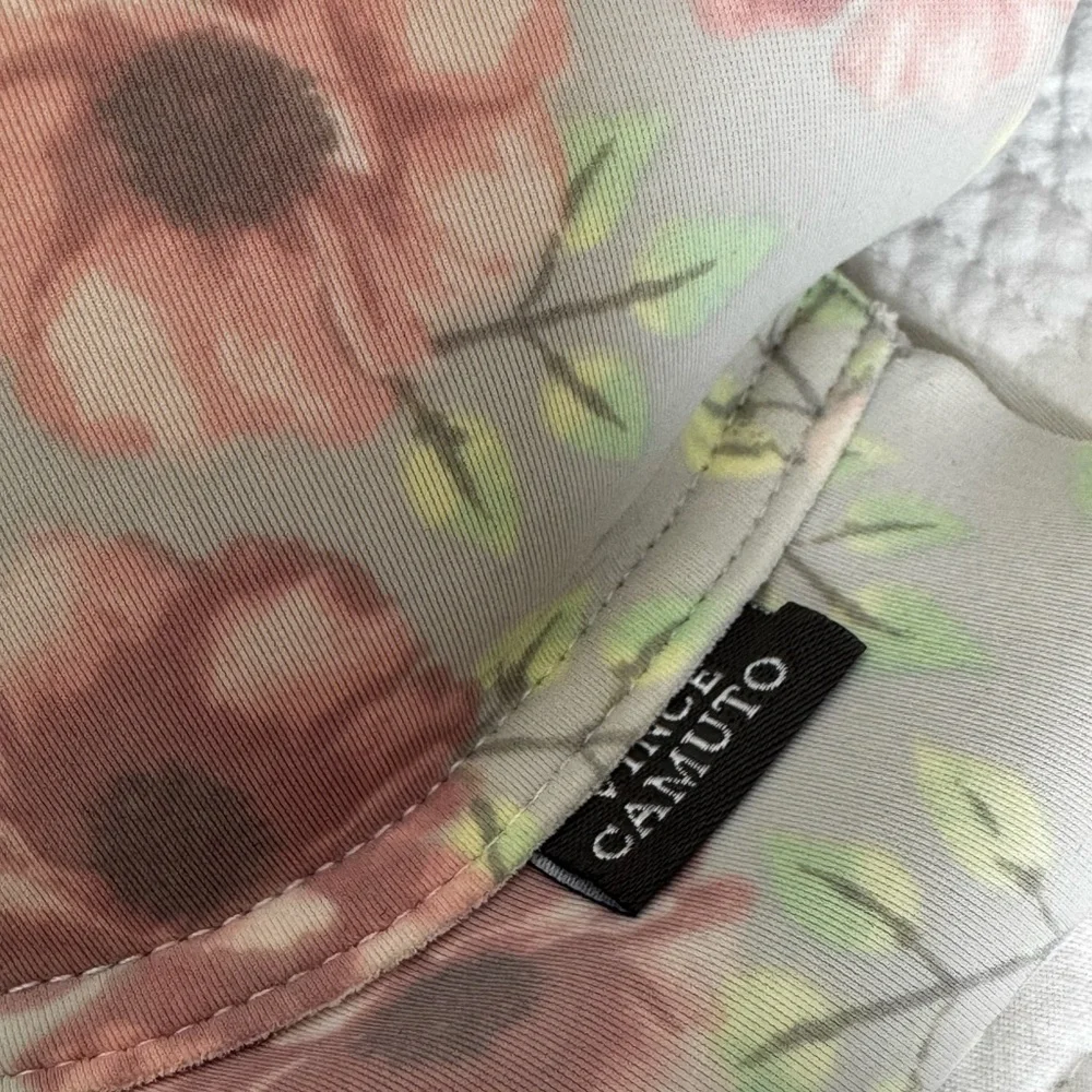 Vince Camuto Gray & Pink Floral Lightly Lined Floral Push Up Bra 36B EUC